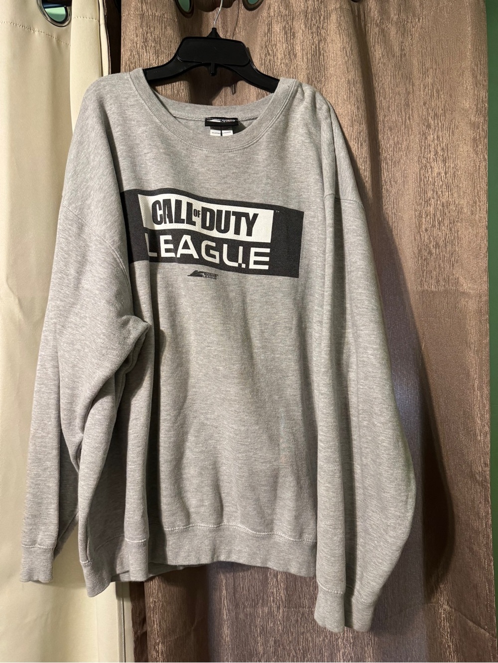 Vintage Y2k Call Of Duty League Mens Size 2X Gray and Black Crewneck Pullover